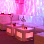 LED Loungetisch 60 - Mietmöbel von ELEMENTS EVENTDESIGN